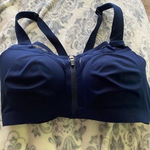 Navy knockout sports bra💙